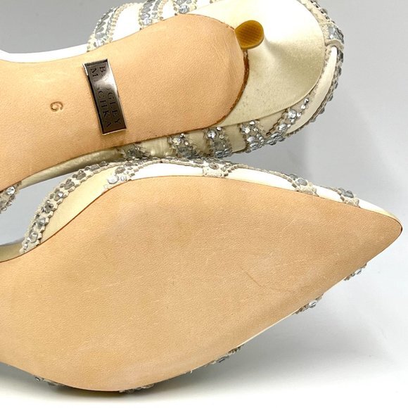 Badgley Mischka Size 6 Ginny Jeweled Ivory Satin D'Orsay Low‎ Heels Pumps Shoes - Picture 11 of 13